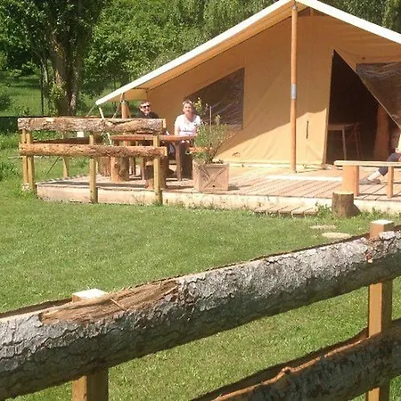 Mobil-home Confortable Avec Terrasse Pour 6 Personnes - Api-1-52-543 Lempdes sur Allagnon